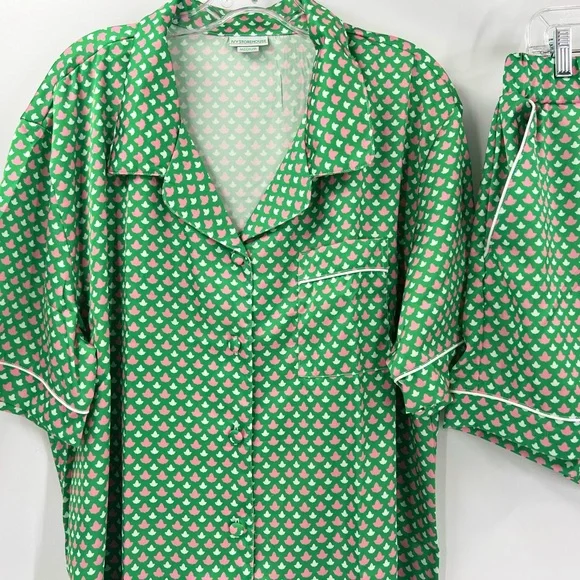 Ivy storehouse pajama set with satin hat size medium new with packaging - Picture 4 of 16